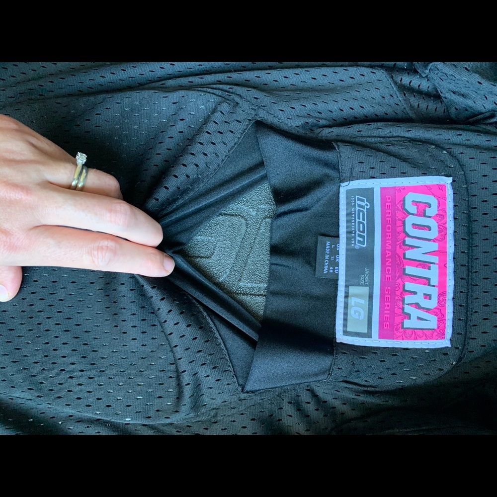 Icon motorcycle jacket with padding, size L, pink and black - Picture 8 of 16